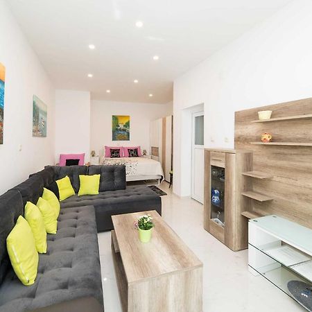 Anvedor Apartamento Crikvenica Exterior foto