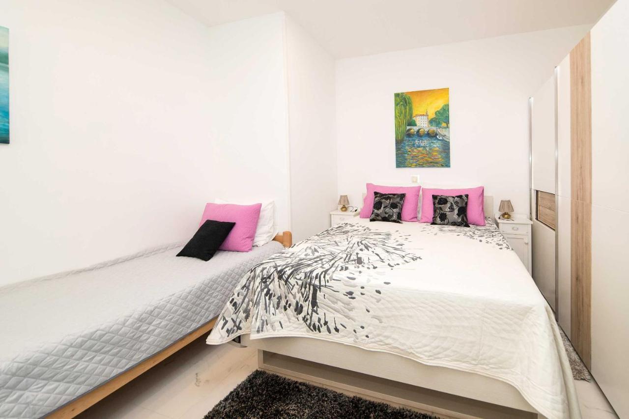 Anvedor Apartamento Crikvenica Exterior foto