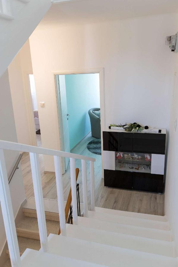 Anvedor Apartamento Crikvenica Exterior foto